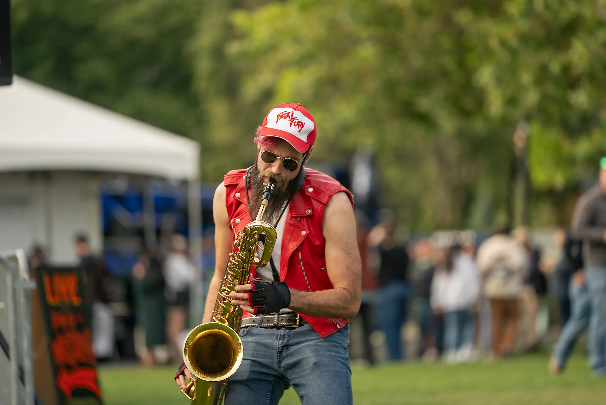 Musician playing saxophone at Washington Brewers Fest