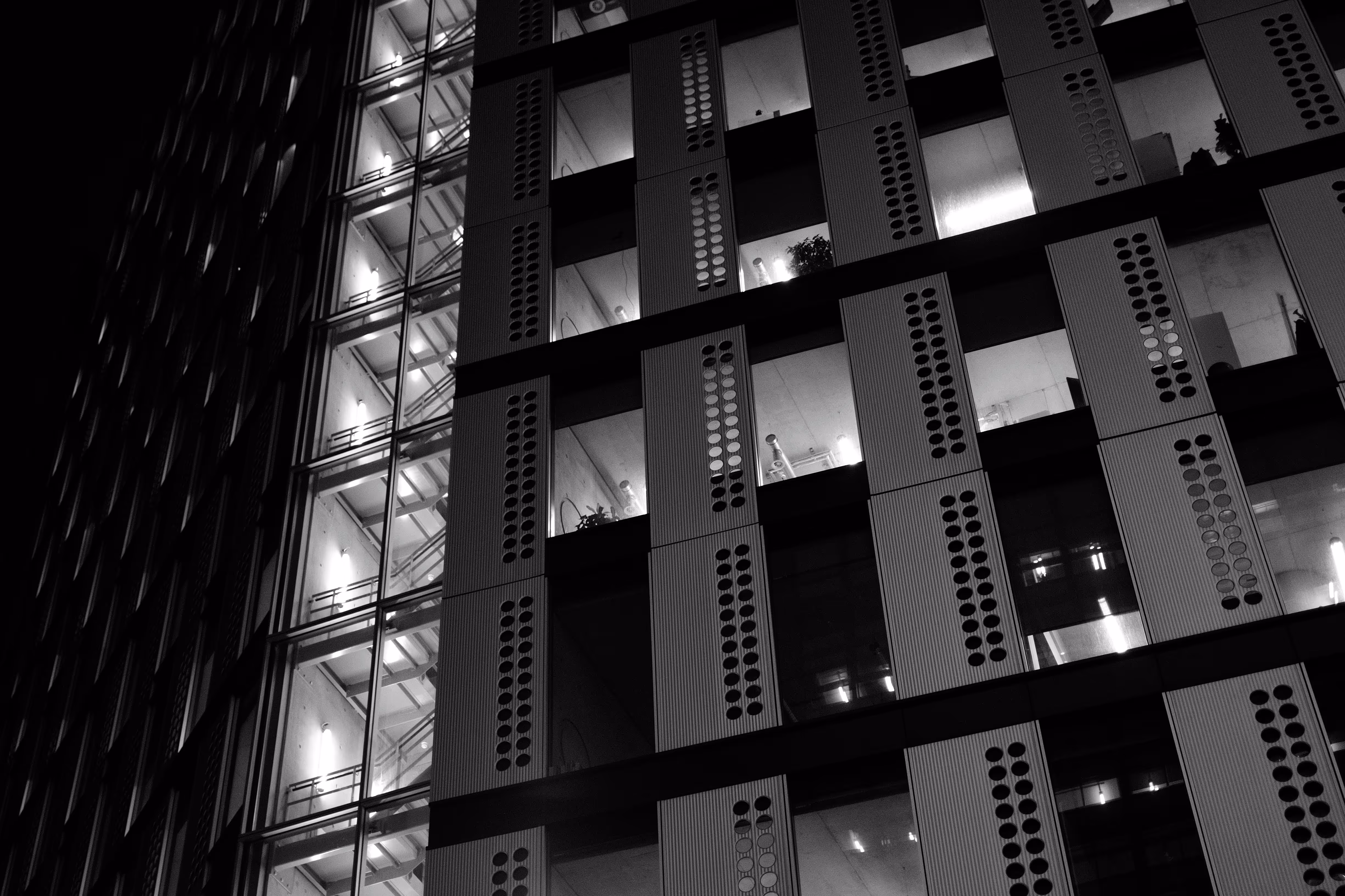 Applying Cialdini’s Principles of Influence to Digital Marketing