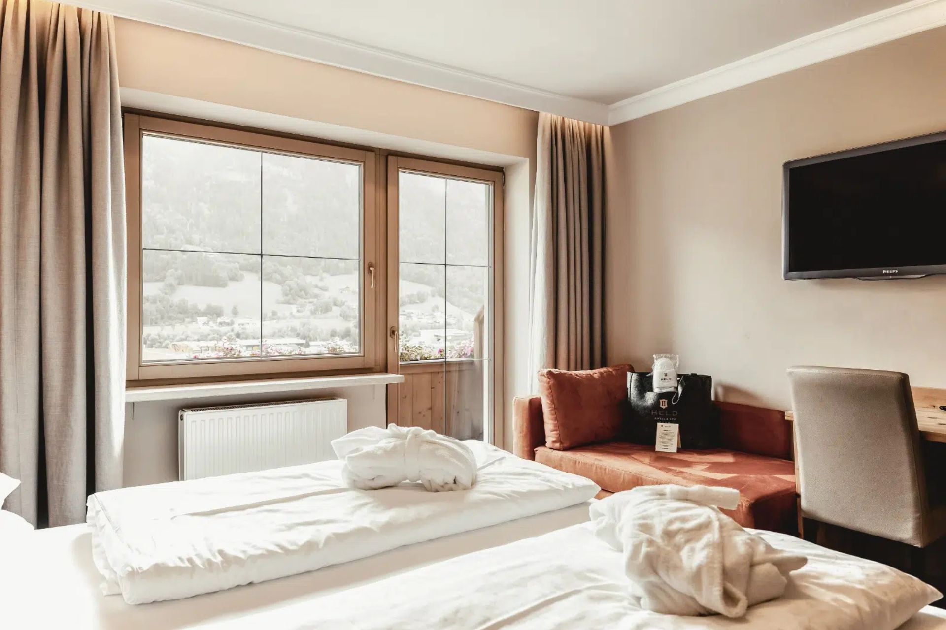 Doppelzimmer Hamberg mit Balkon im Hotel HELD Fügen