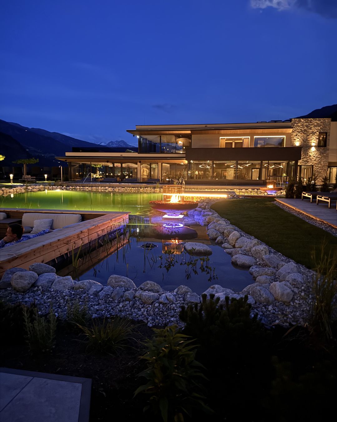 Yoga Retreat im Hotel HELD im Zillertal – Blick auf Fügen und das Zillertal