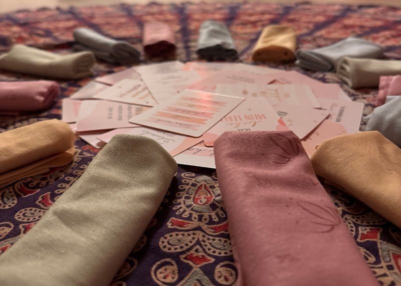 Summer Glow Yoga Retreat in Ebbs – Yogapraxis im Freien
