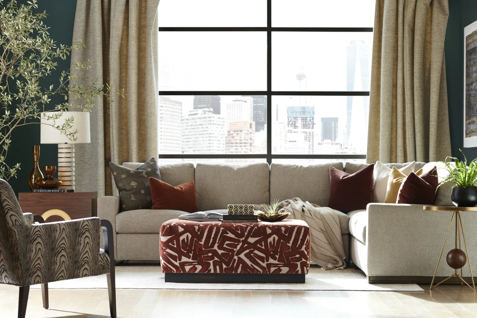 Ample_Sectional_Casual_Cushions living room (1)