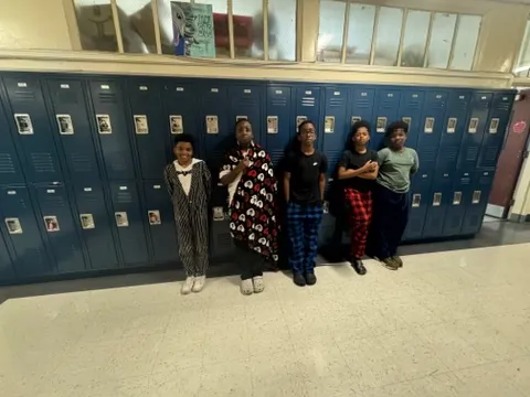 QUMS school photo