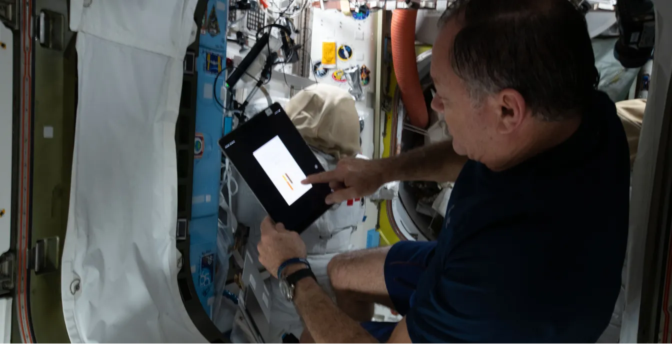 Ax-1 Commander Michael López-Alegría using Timeshifter on the International Space Station