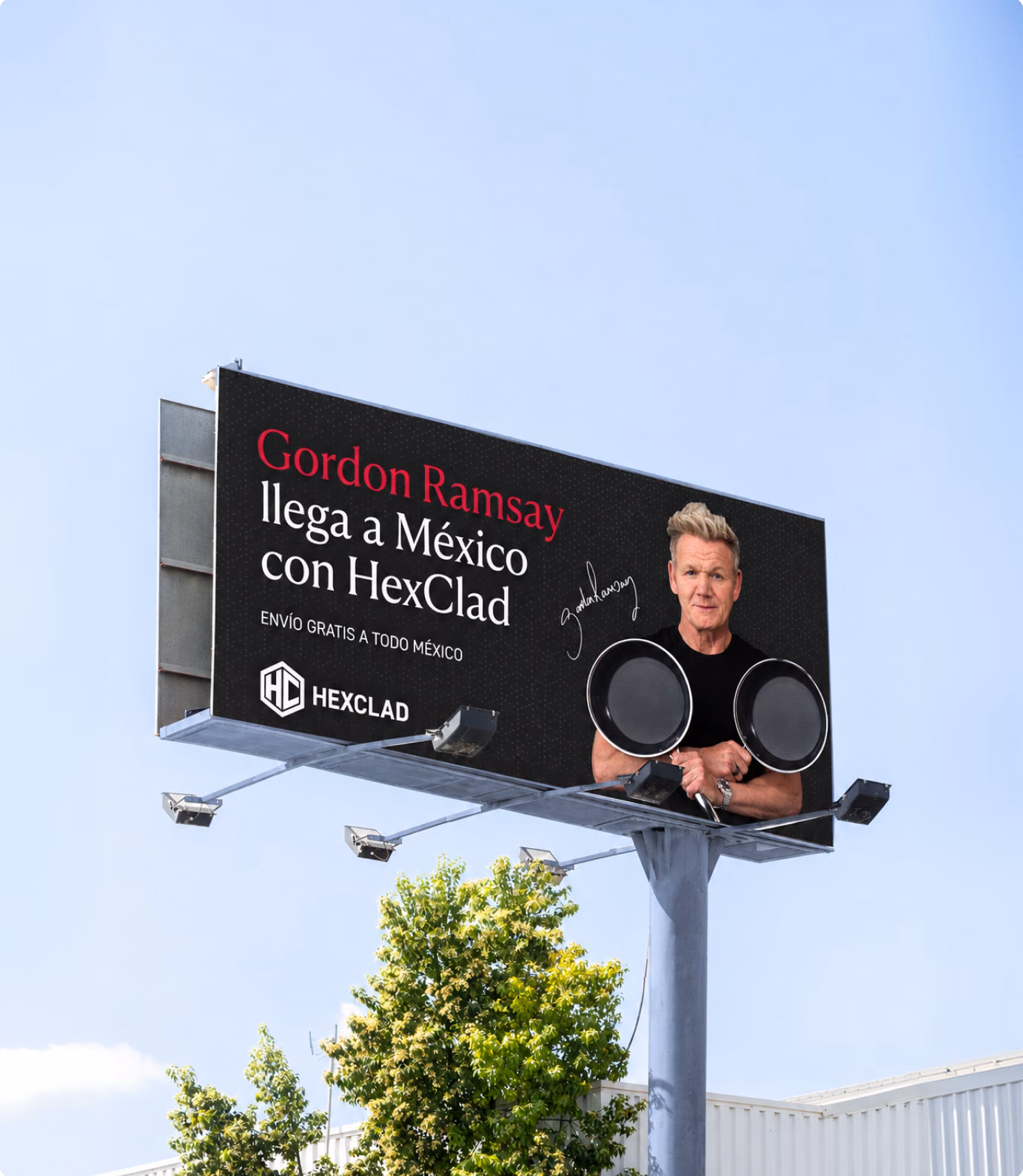Espectacular de Gordon Ramsay sosteniendo sartenes HexClad: Gordon Ramsay llega a México con HexClad