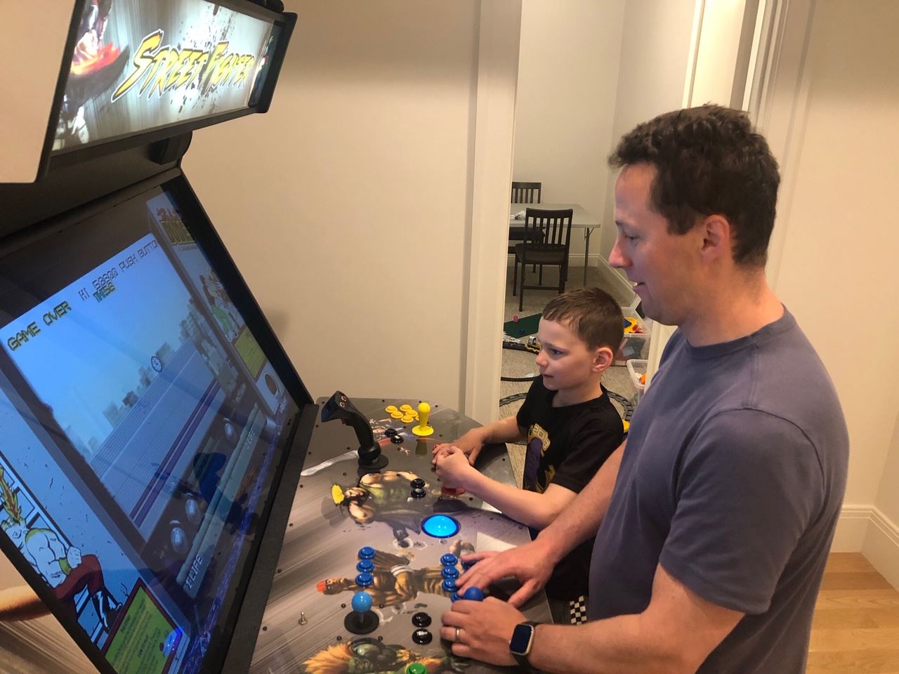Megacade with multiple players