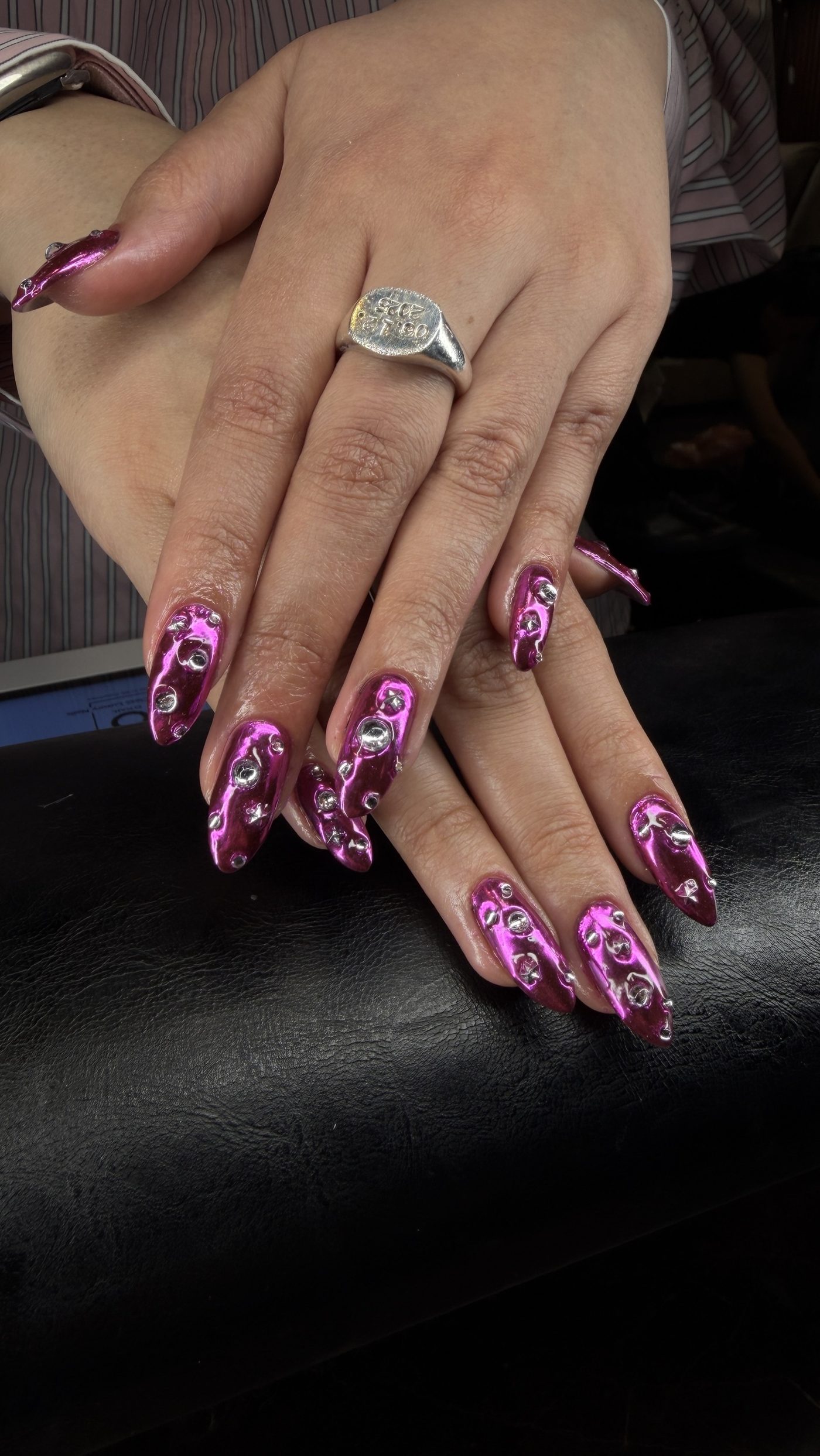 Chrome Nails in Dubai: The Mirror Manicure at March14