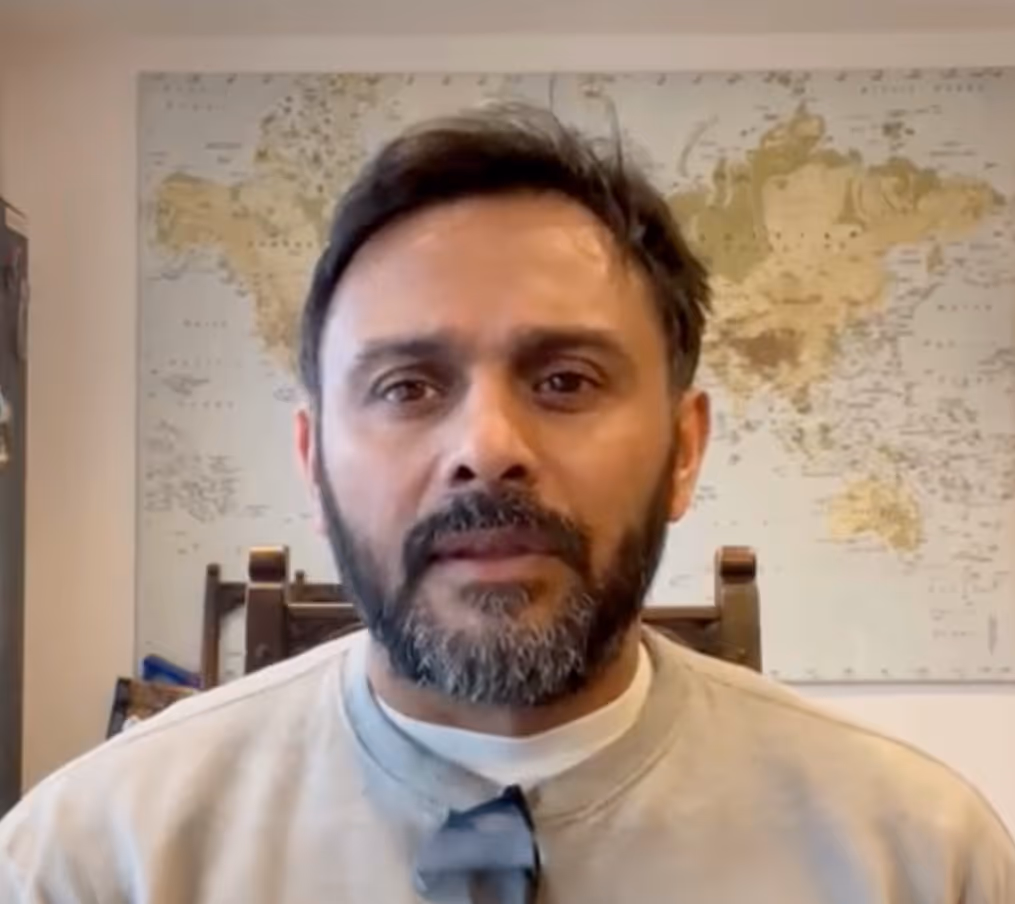 Bobby Kaura, Founder and CEO of Pathway Bio, providing a biotech venture testimonial for Marshall Studio.