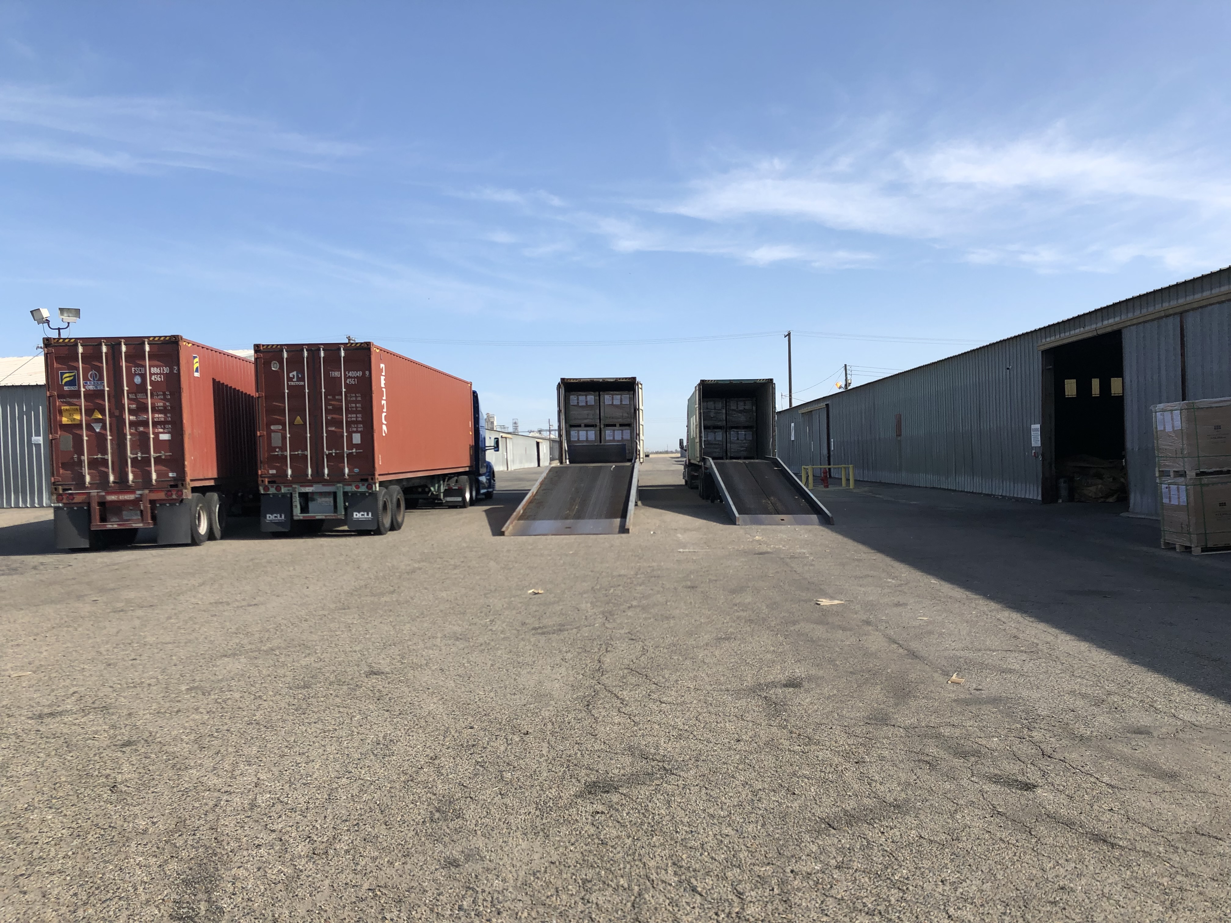 Port-to-inland distribution shipping yard