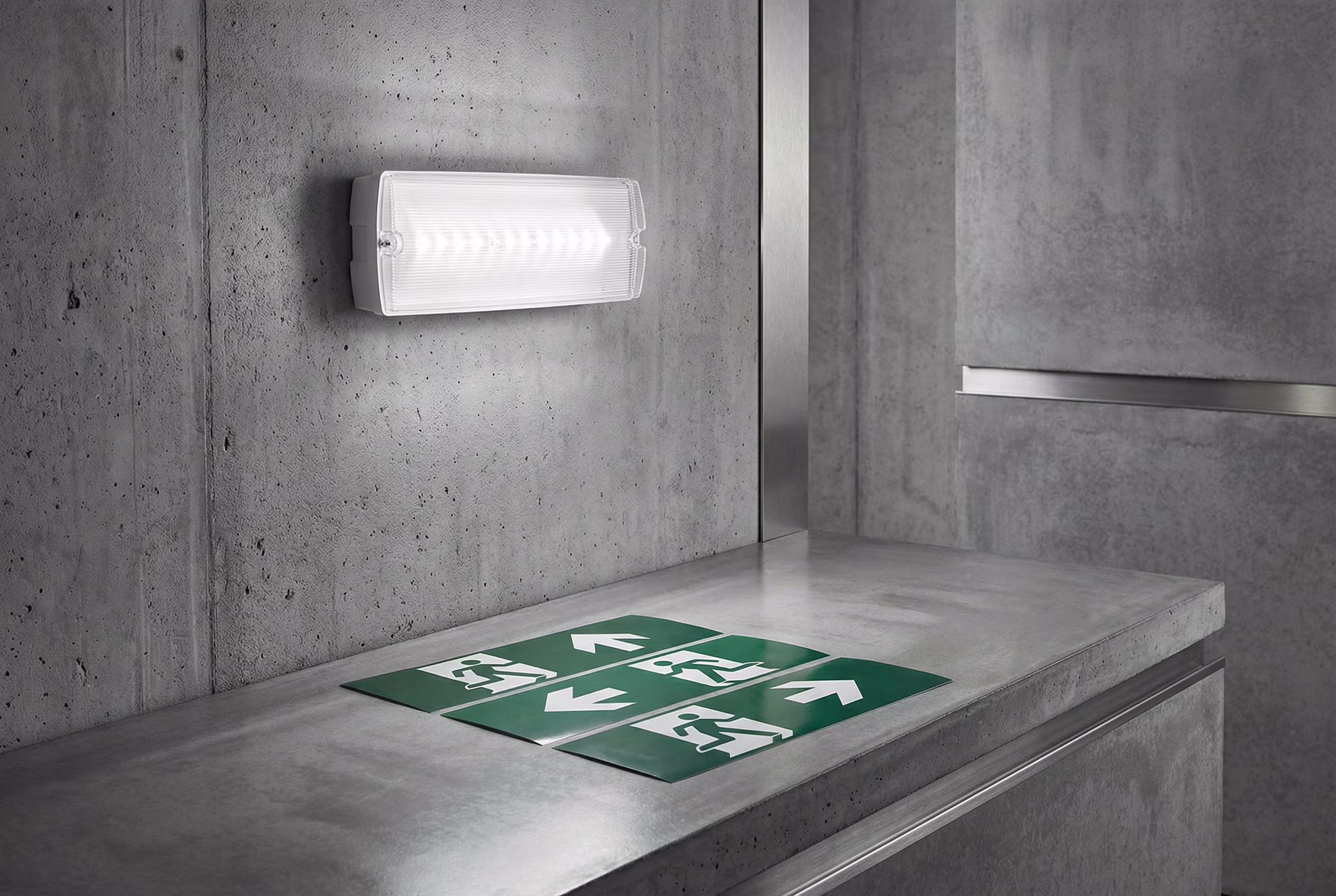 Borden voor noodverlichting en vluchtwegaanduiding