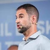 Mikel Castaño
