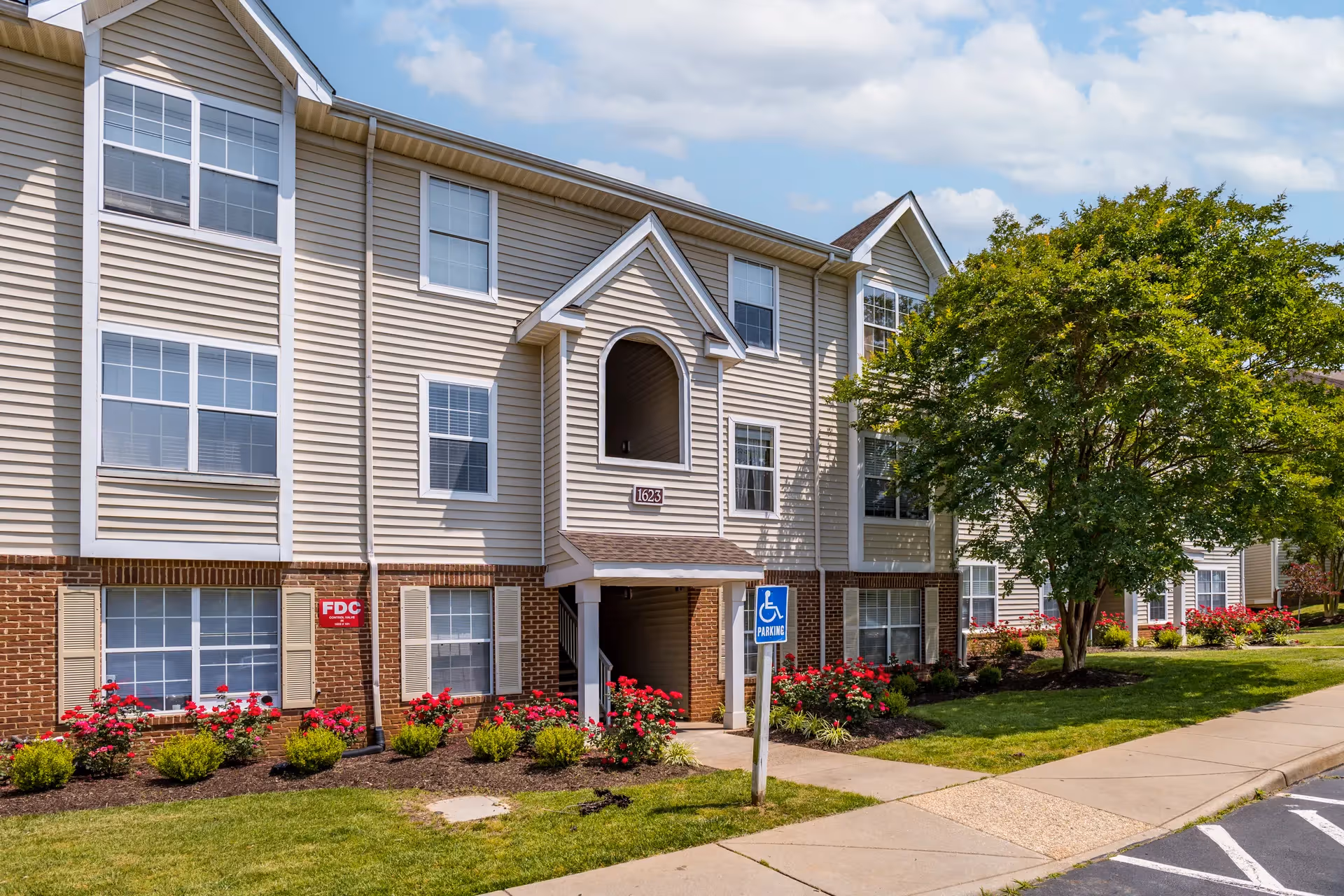 Etxerior of Rio Hill