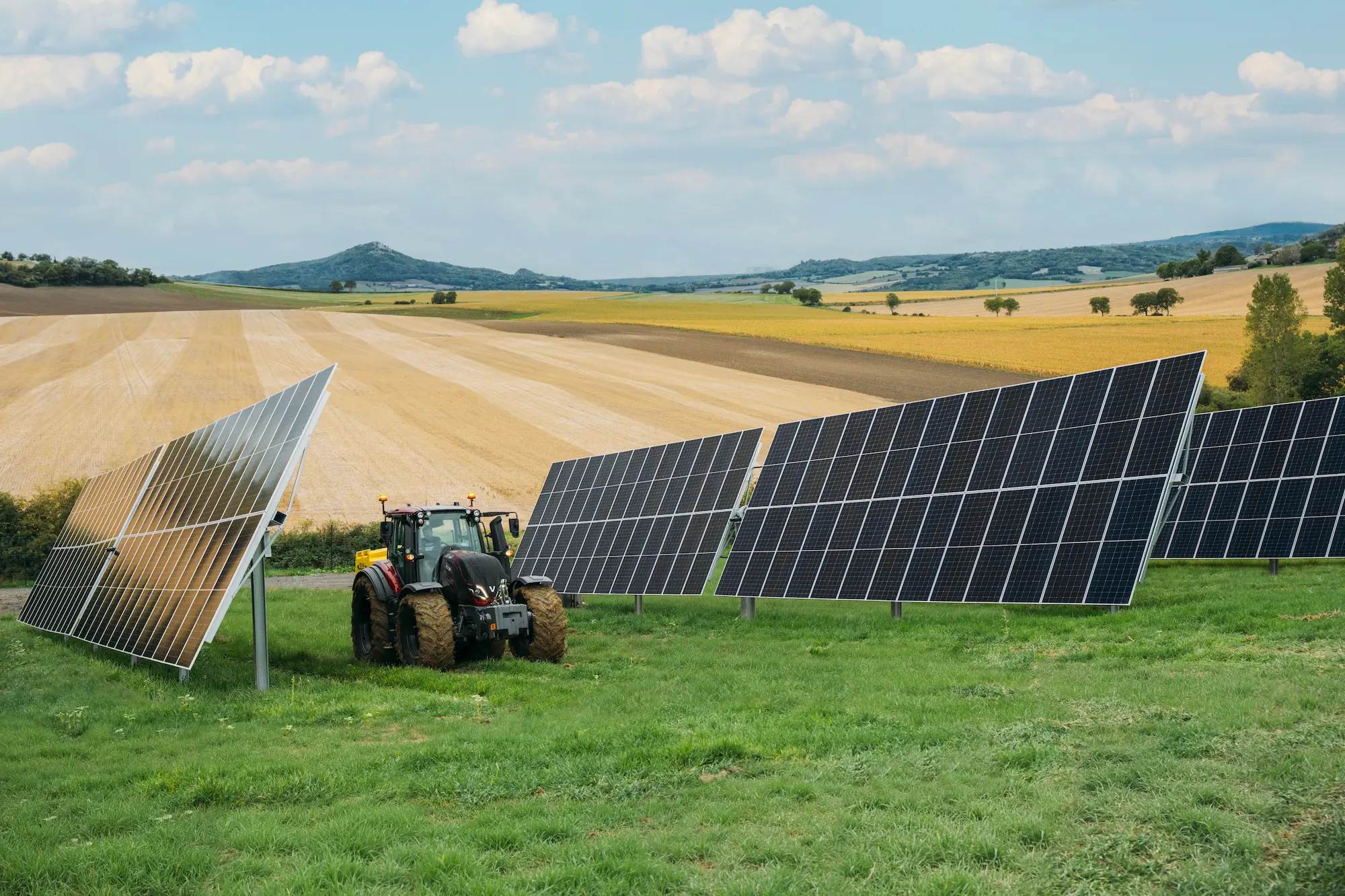 Baromètre TSE - L’agrivoltaïsme dans les territoires : perception et enjeux du monde agricole, des élus et des citoyens