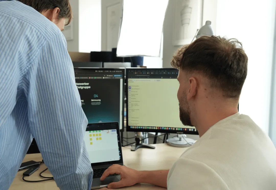 B&B Growth Partner Besprechung am PC