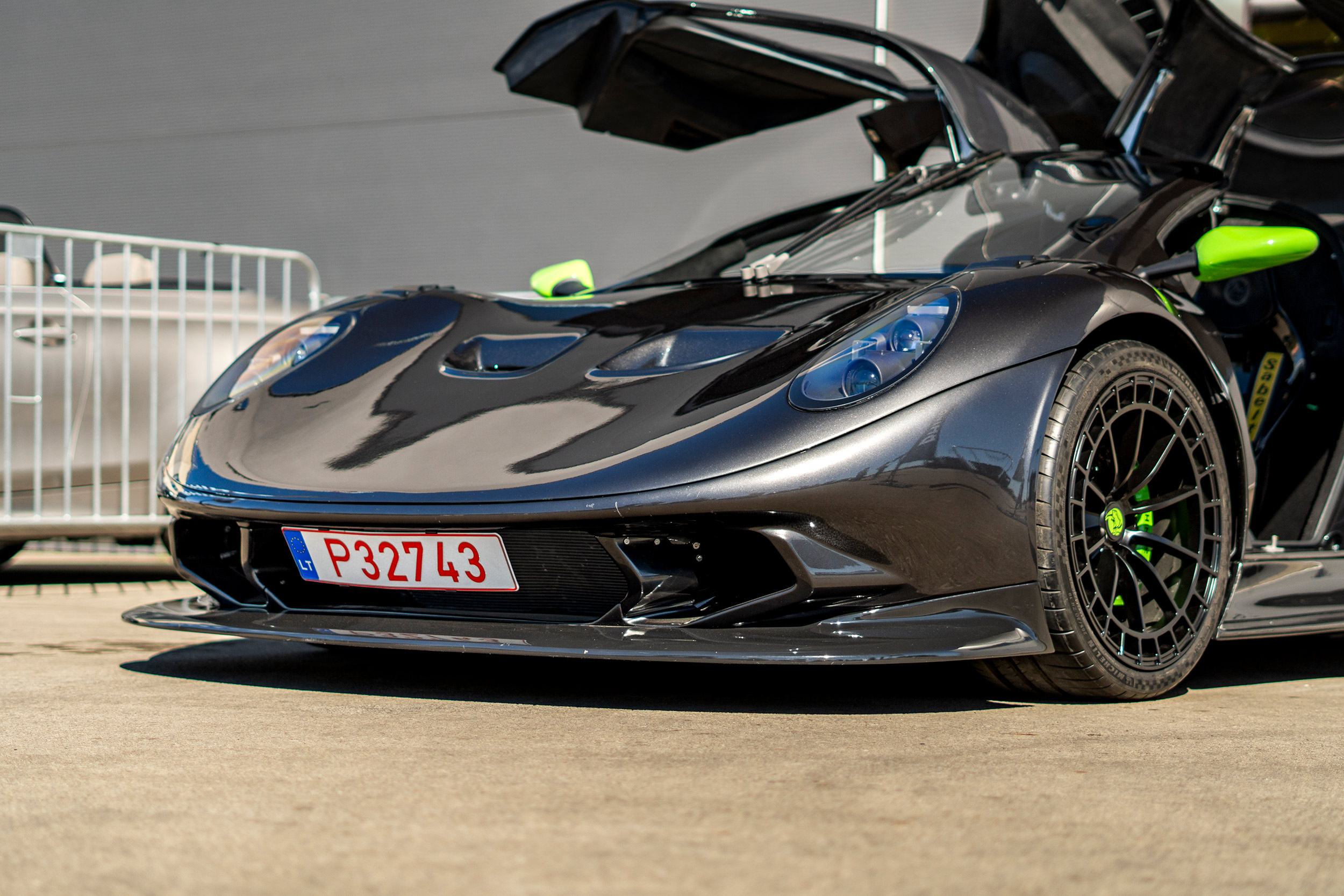 The Rhino RR01