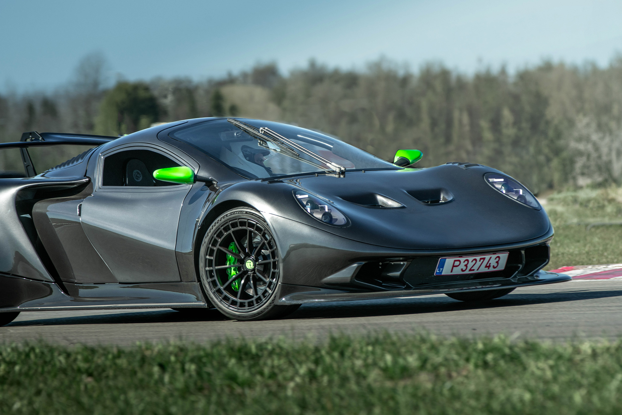 The Rhino RR01