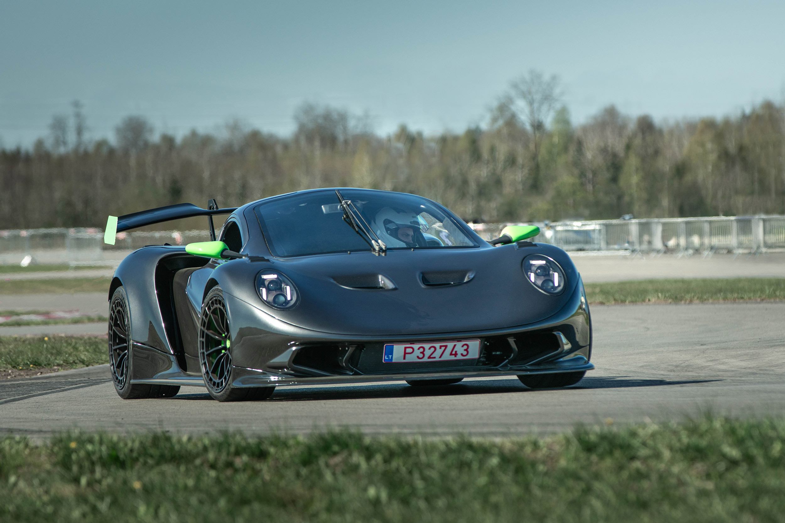 The Rhino RR01