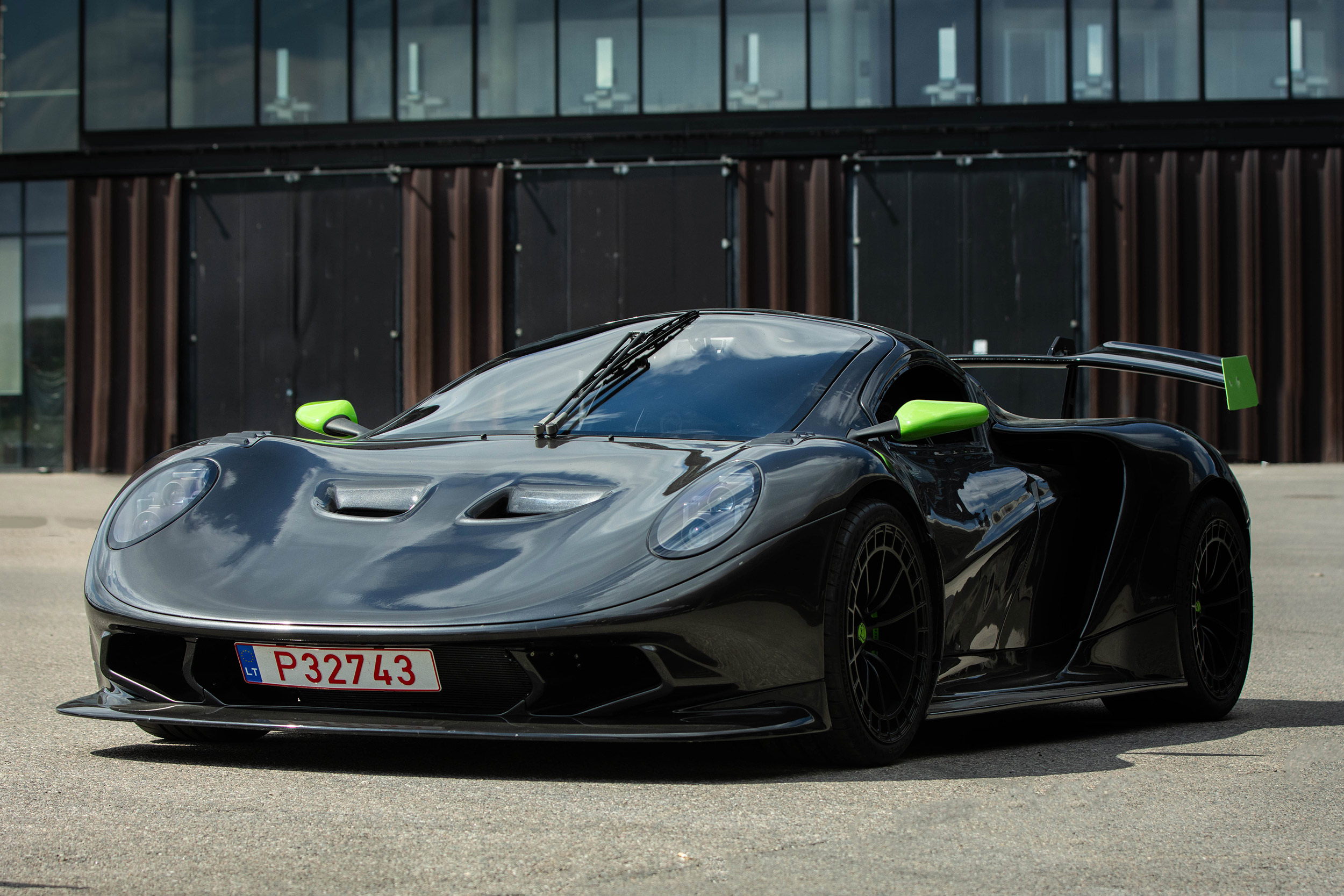 The Rhino RR01
