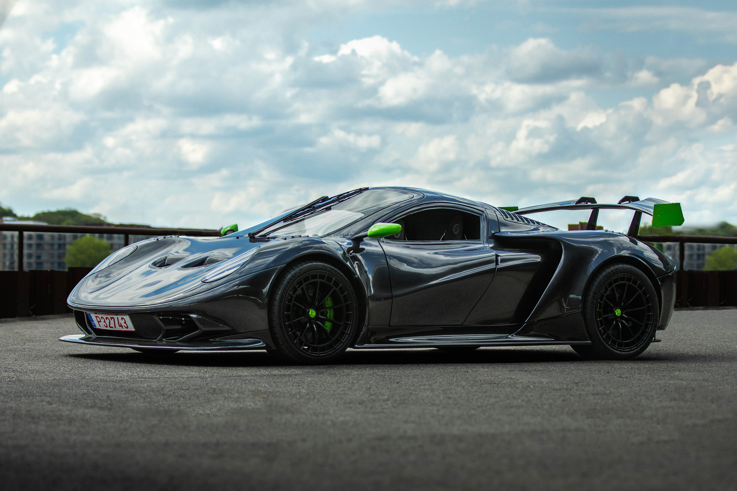 The Rhino RR01