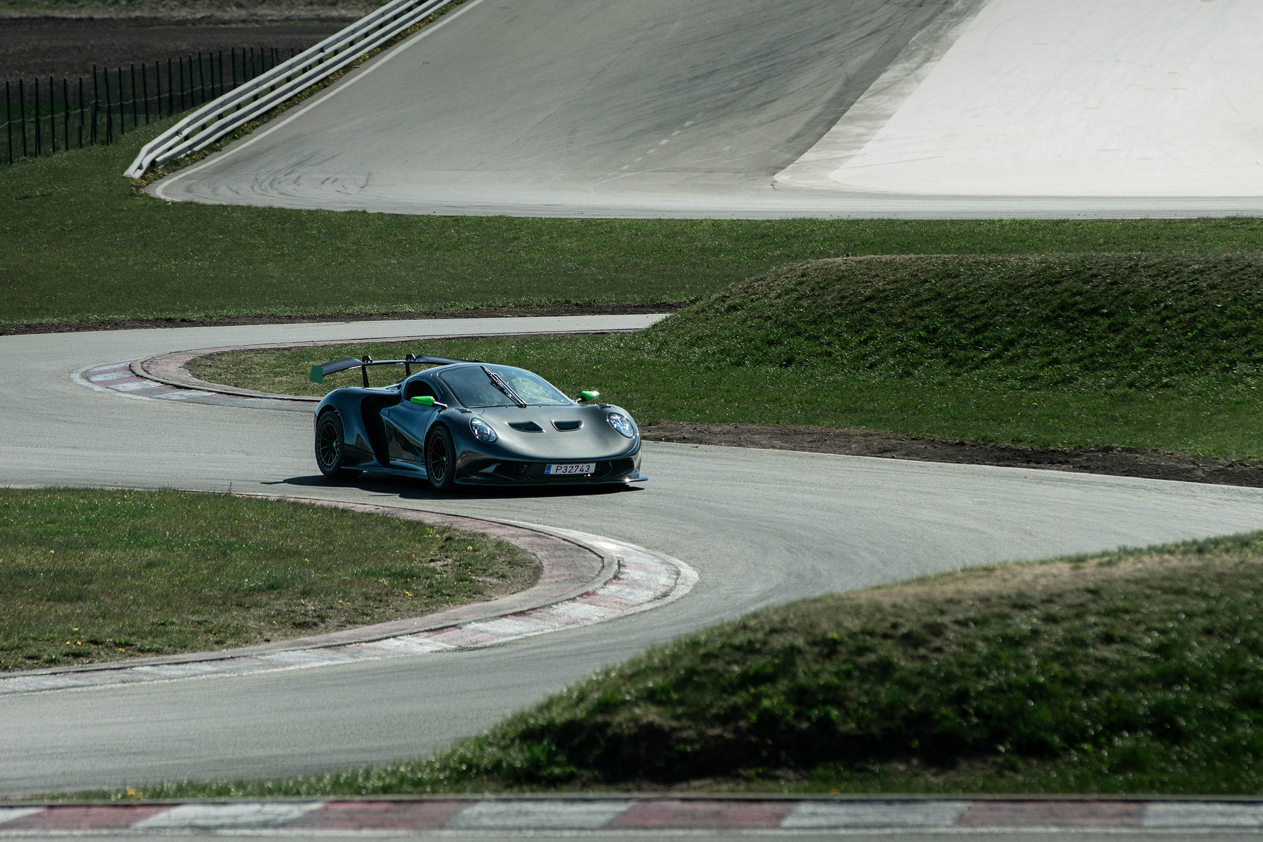 The Rhino RR01