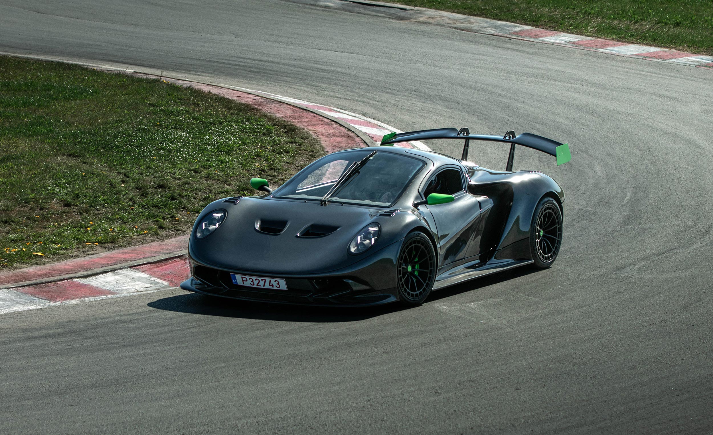 The Rhino RR01