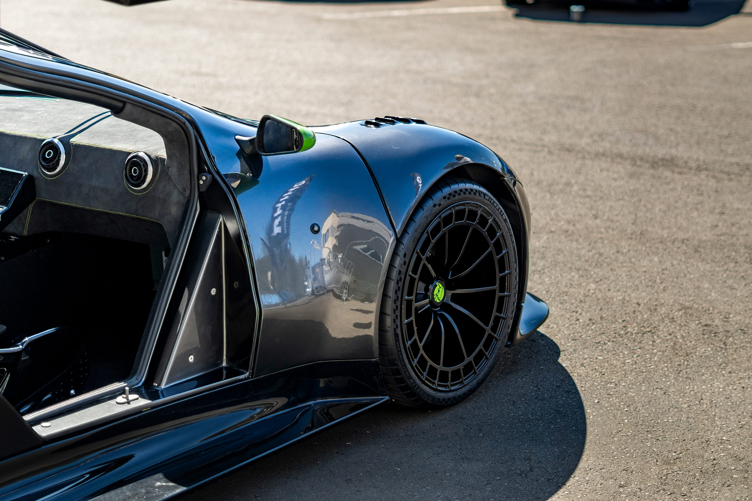 The Rhino RR01