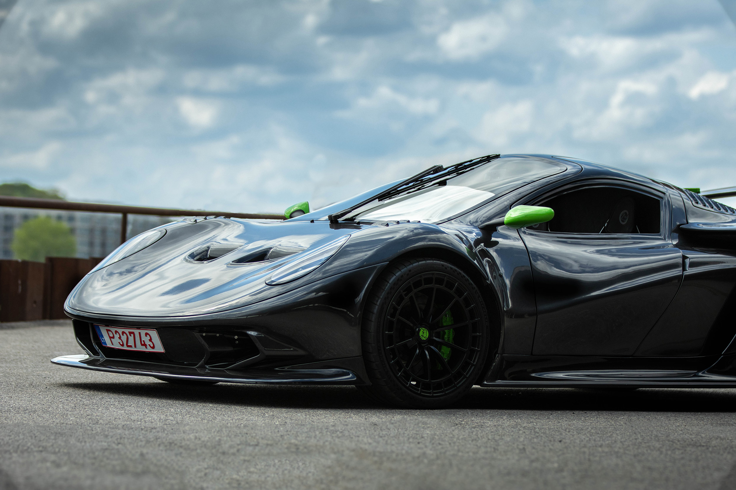 The Rhino RR01