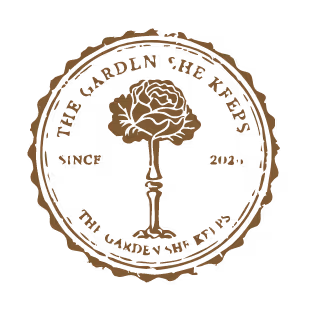 The Garden She Keeps Stempel