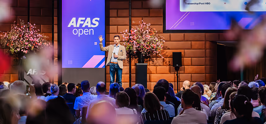 Bas op de afas open sfeerbeeld