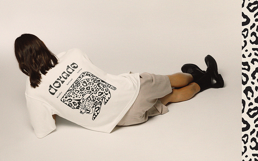 t-shirt design mockup