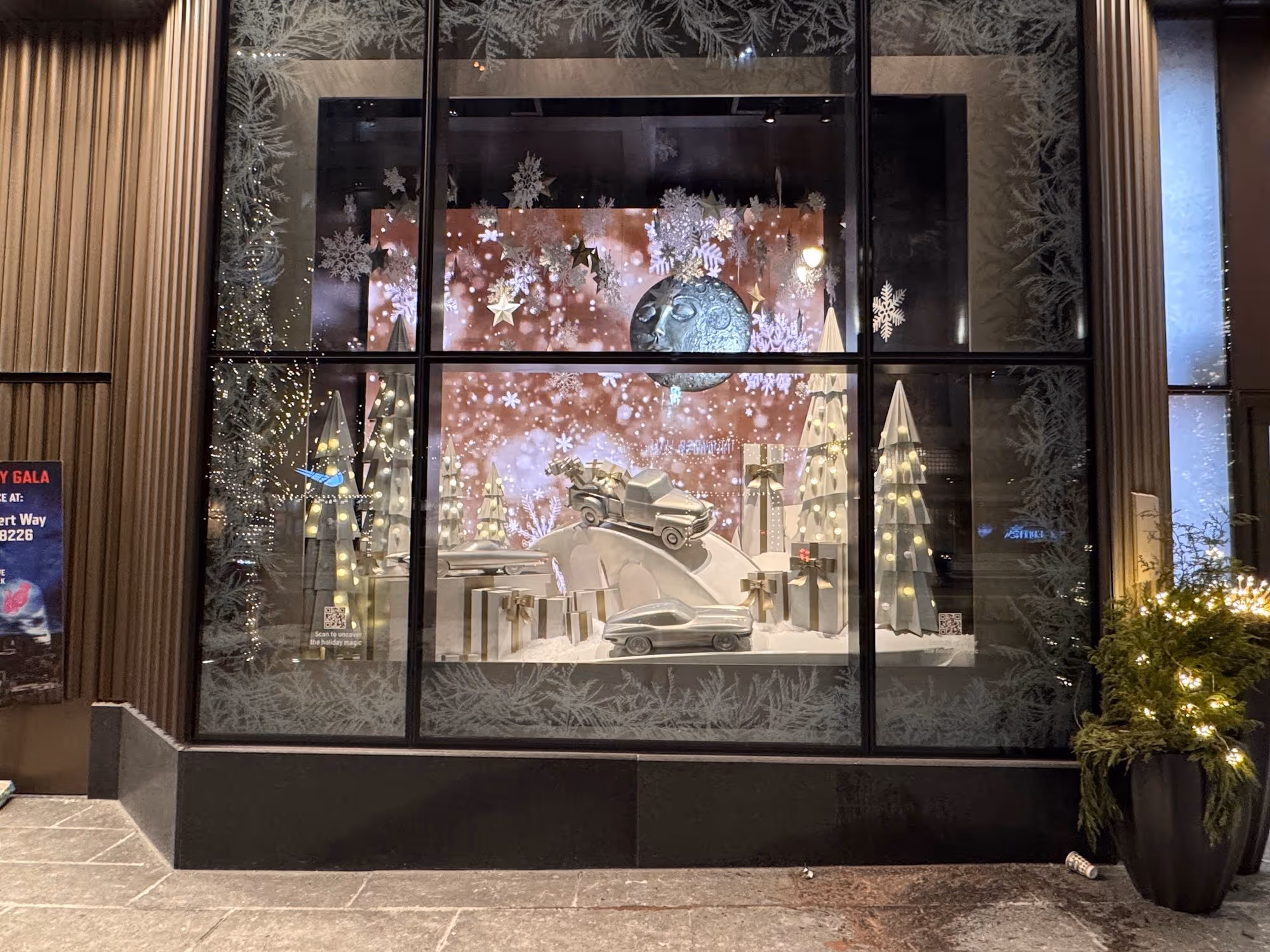 General Motors Holiday Windows