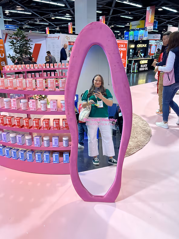 uro vaginal mirror positive