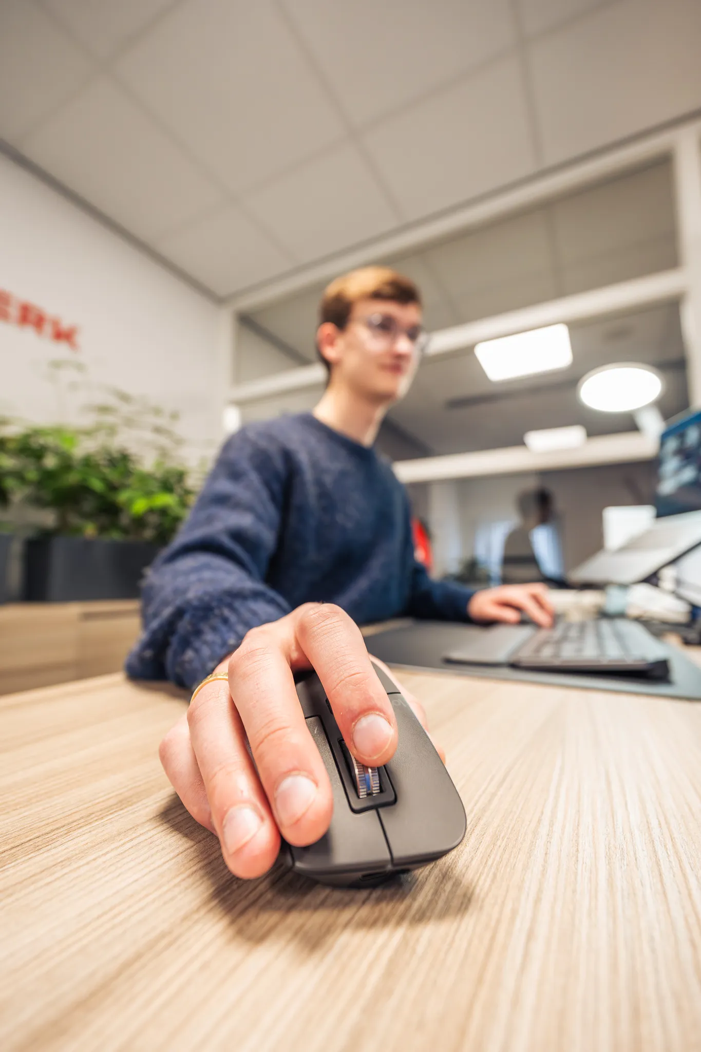 Portret van Gunnar van der Stoel, eigenaar van Beeldmerk — persoonlijk branding- en webdesignbureau