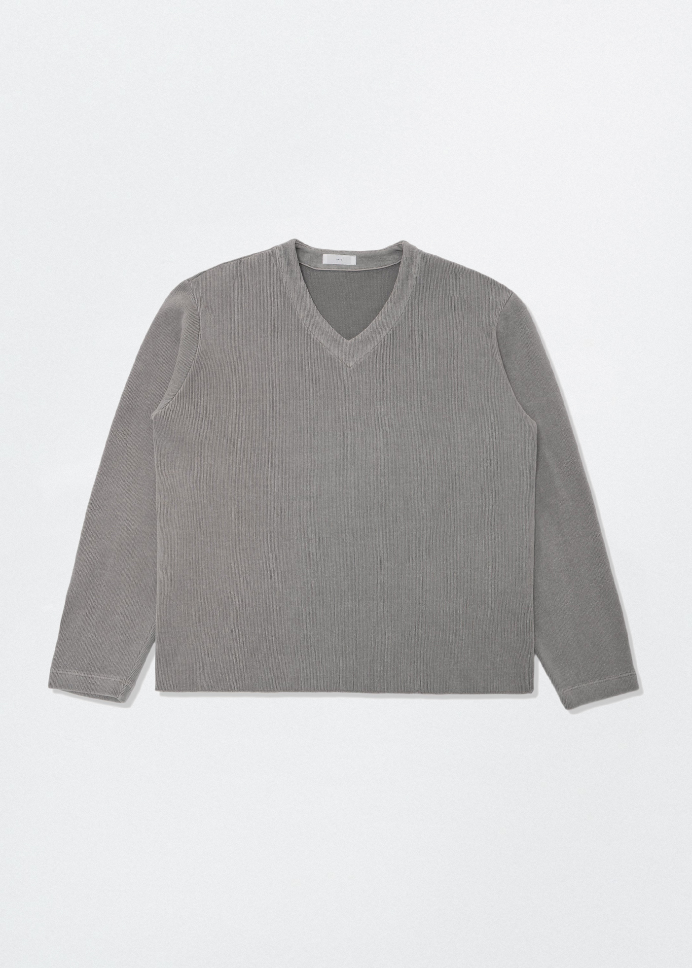 Cropped V-Neck Sweater –– Pigment Chalk
