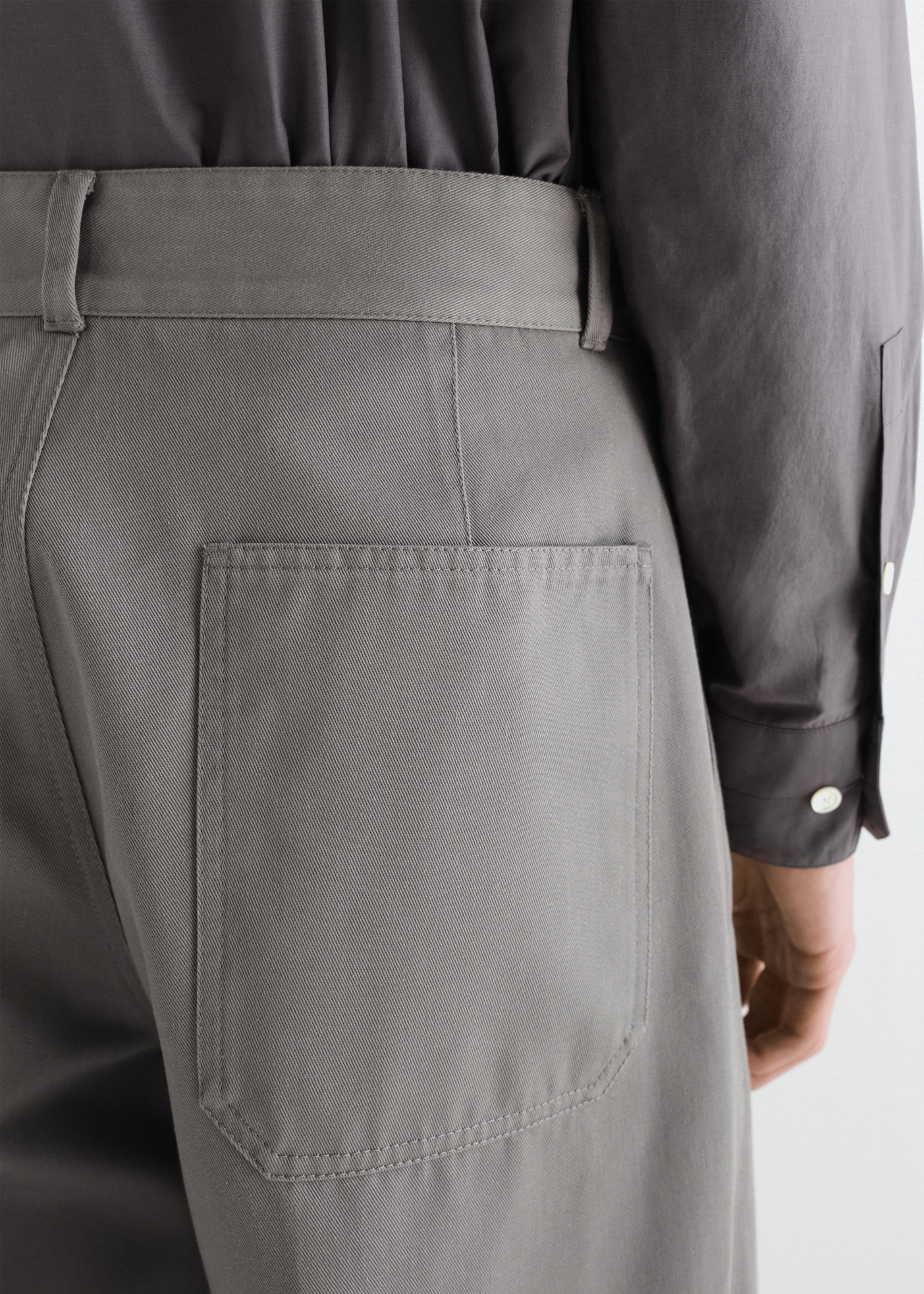 Barrel Pants –– Cotton Twill Blend (Dolphin)