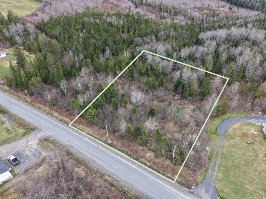 Aerial outline view of vacant land lot near Edmundston, New Brunswick