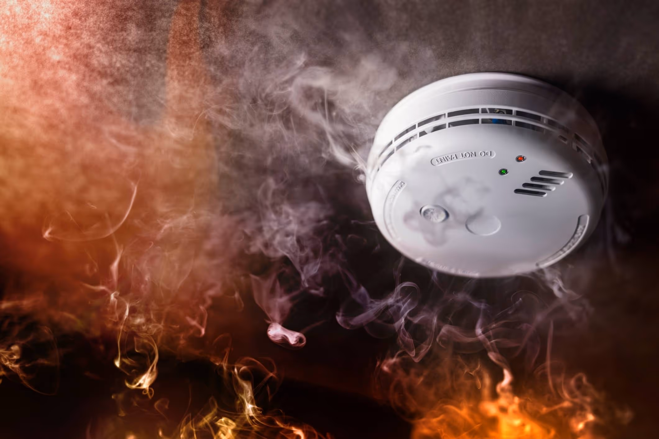 Carbon monoxide alarm sounding, illustrating when to contact a carbon monoxide poisoning lawyer.