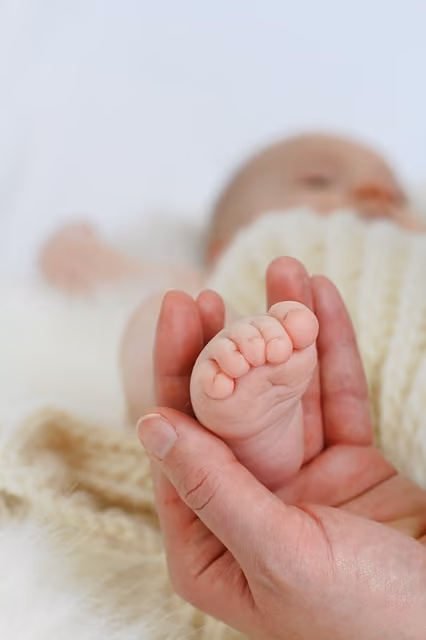 Pharmaceutical lawyer handling late pregnancy SSRI exposure and PPHN birth injury cases nationwide. Call for a free consultation at (800) 513-2403.
