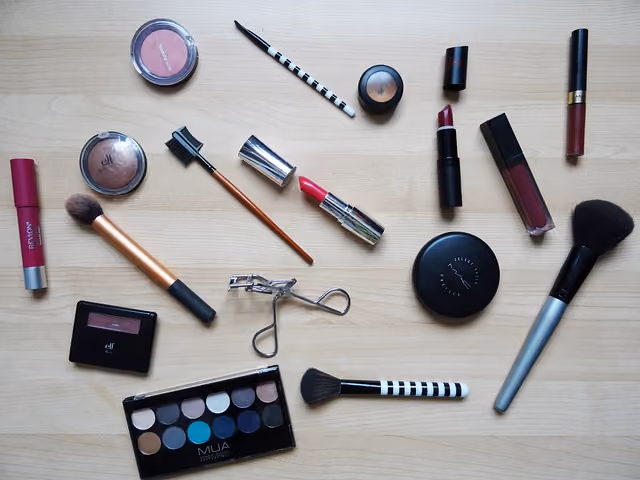 Toxic tort lawyer reviewing claims of asbestos in cosmetics and ovarian cancer cases nationwide. For a free consultation, call 800.513.2403.