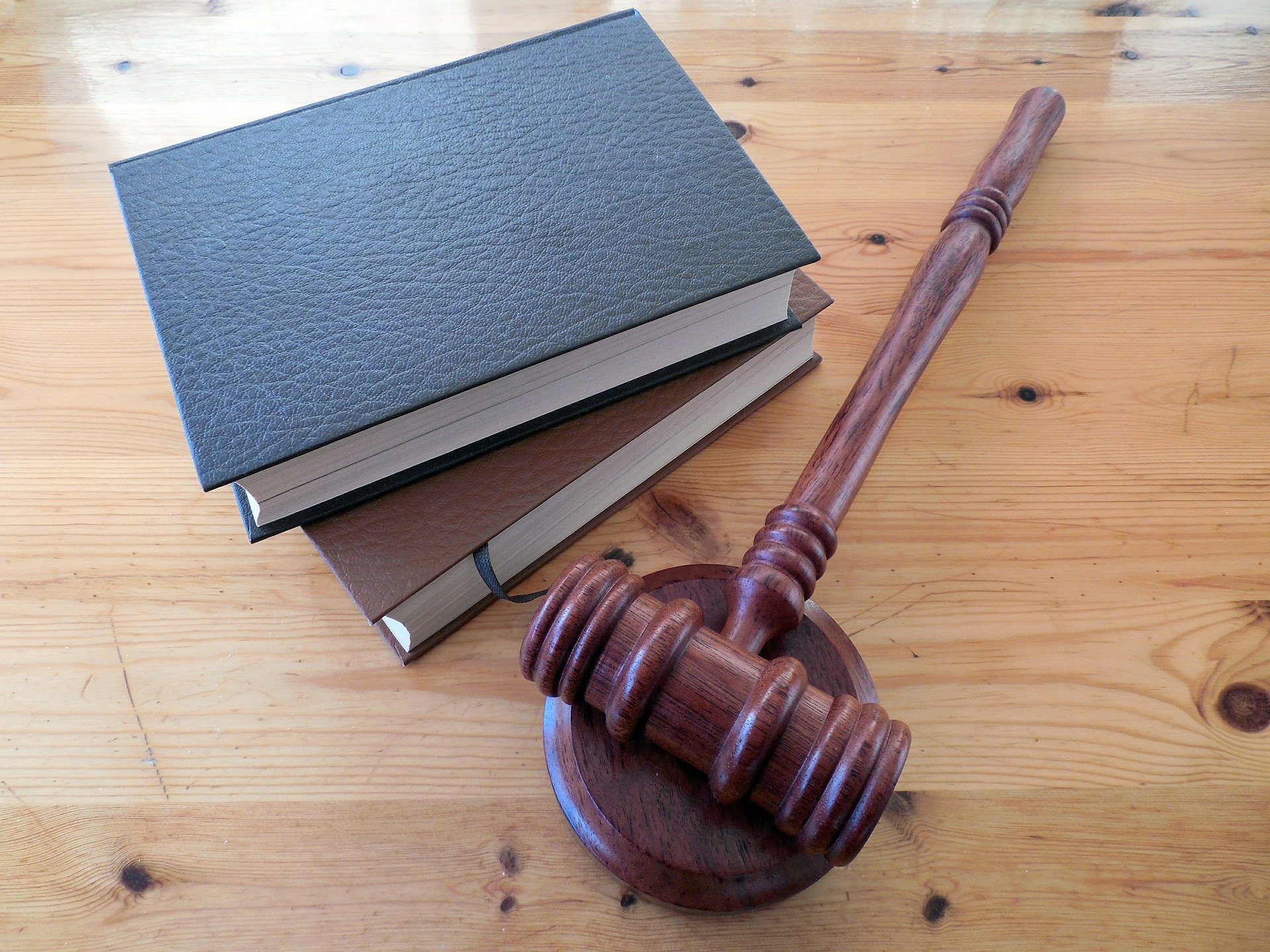 Cincinnati Medical Malpactice Attorney reviewing Ohio Supreme Court decision that ends 200 lawsuits filed in Hamilton County.