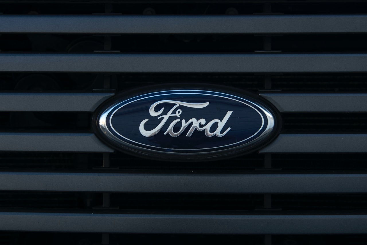 Auto Recall Lawyer investigating engine fire injury cases on behalf of Ford SUV owners nationwide. Free Consultations.