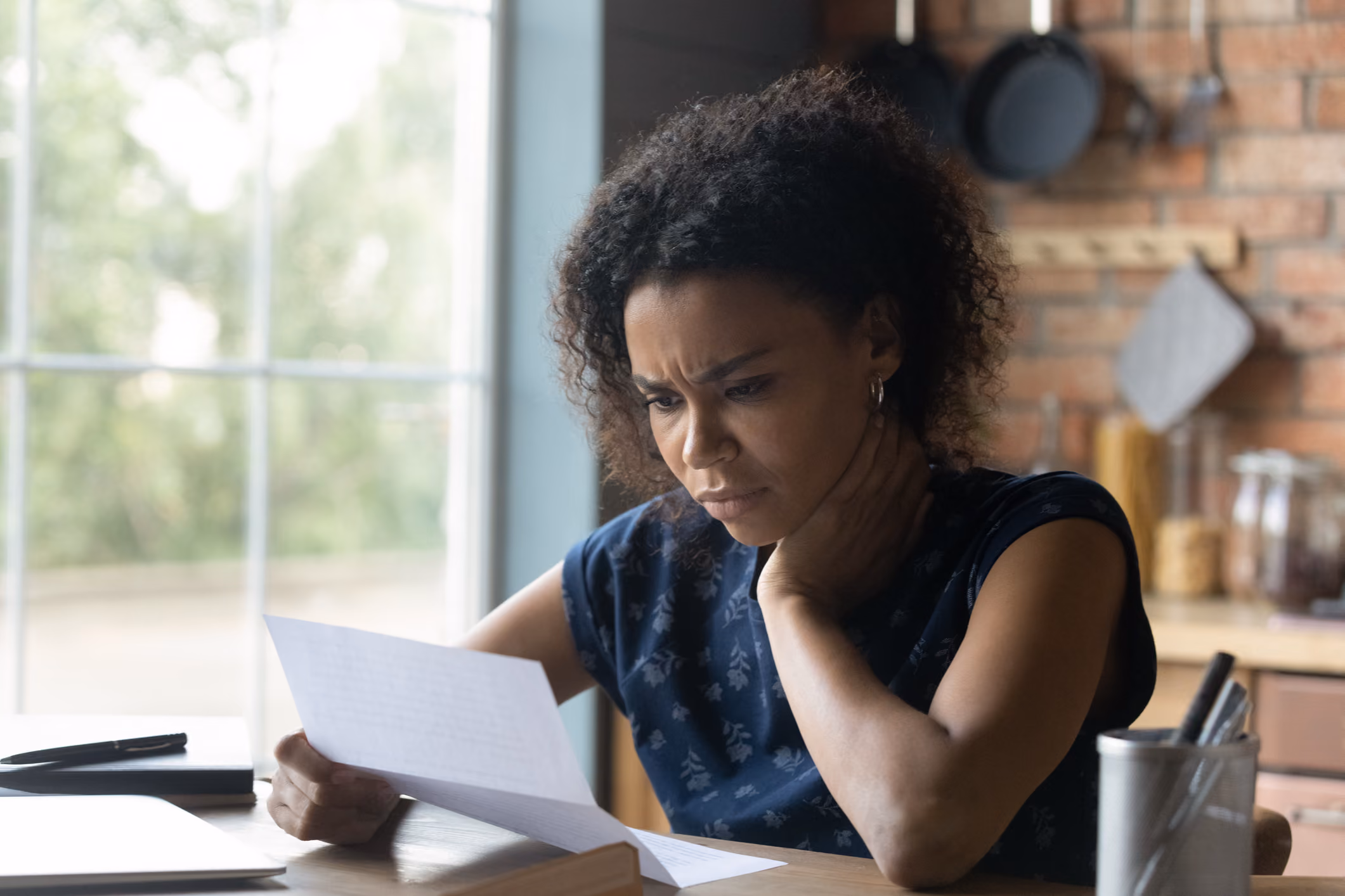 Free trials that turn into expensive subscriptions cost consumers billions. Discover how subscription traps work and your legal options.