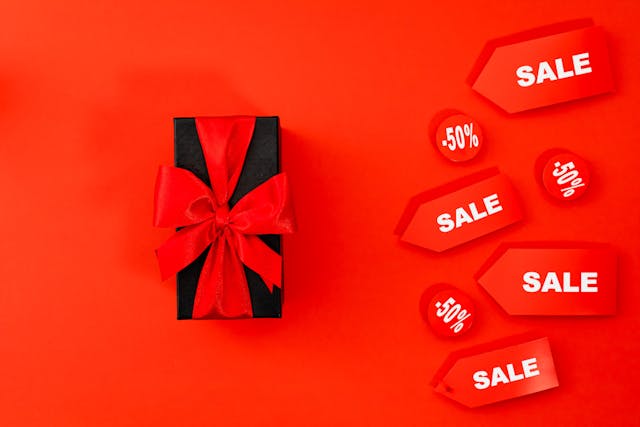 Major retailers are facing class action lawsuits for fake sales, fabricated discounts, and deceptive email marketing. Learn your rights under CEMA and consumer protection law. Free consultation with The Lyon Firm.