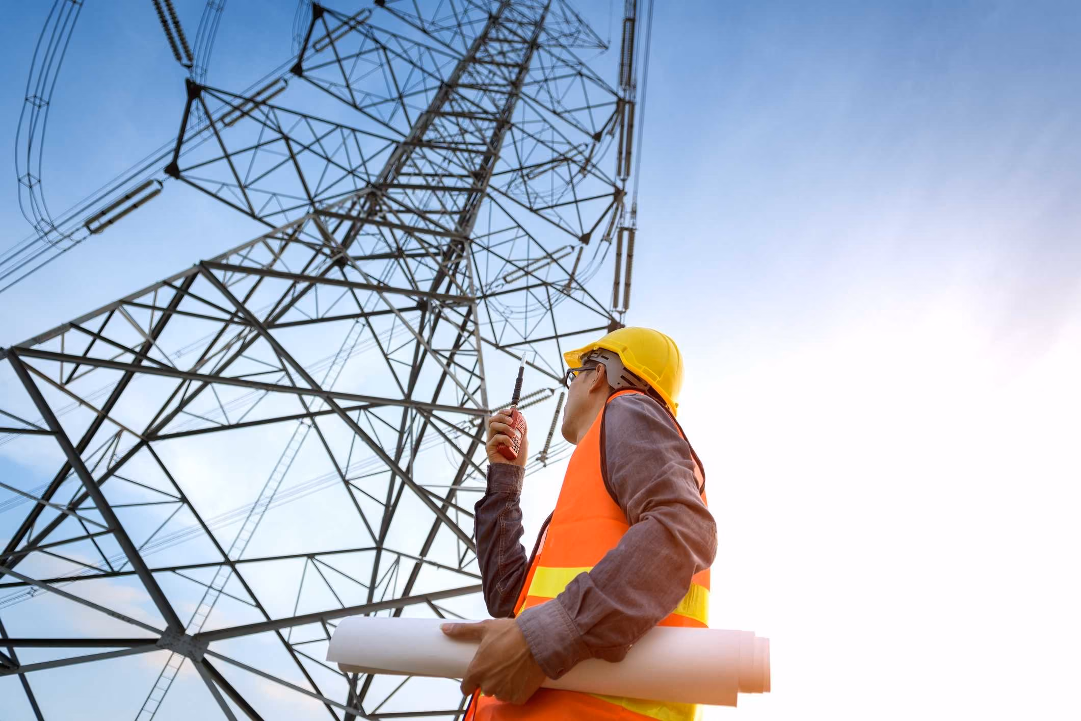 Power plant worker who may need an Ohio power plant worker asbestos lawyer.