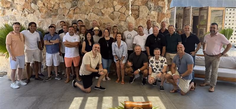 Full group at channel partners incentive president's club