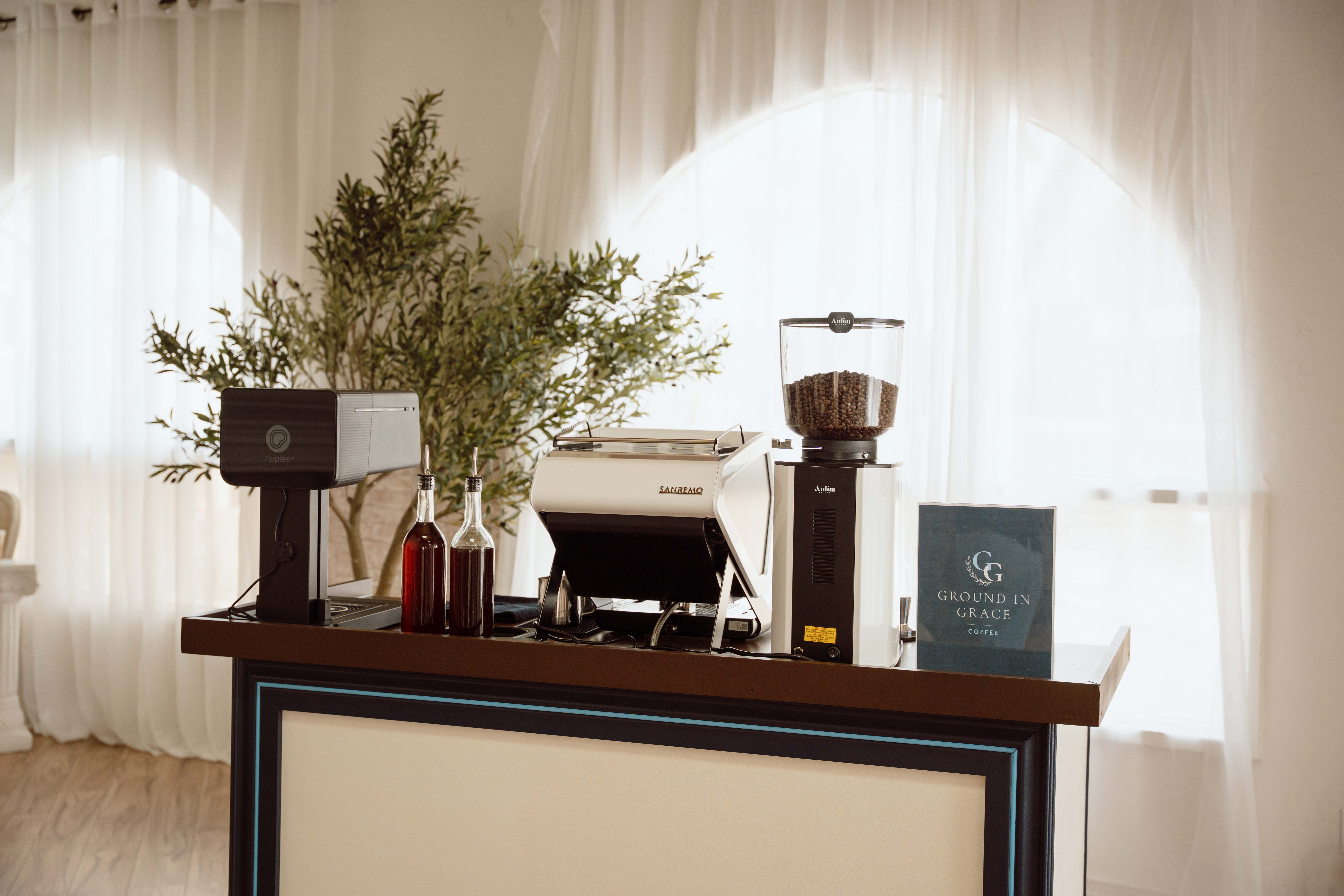 [background image] image of contact form station (for a food truck)