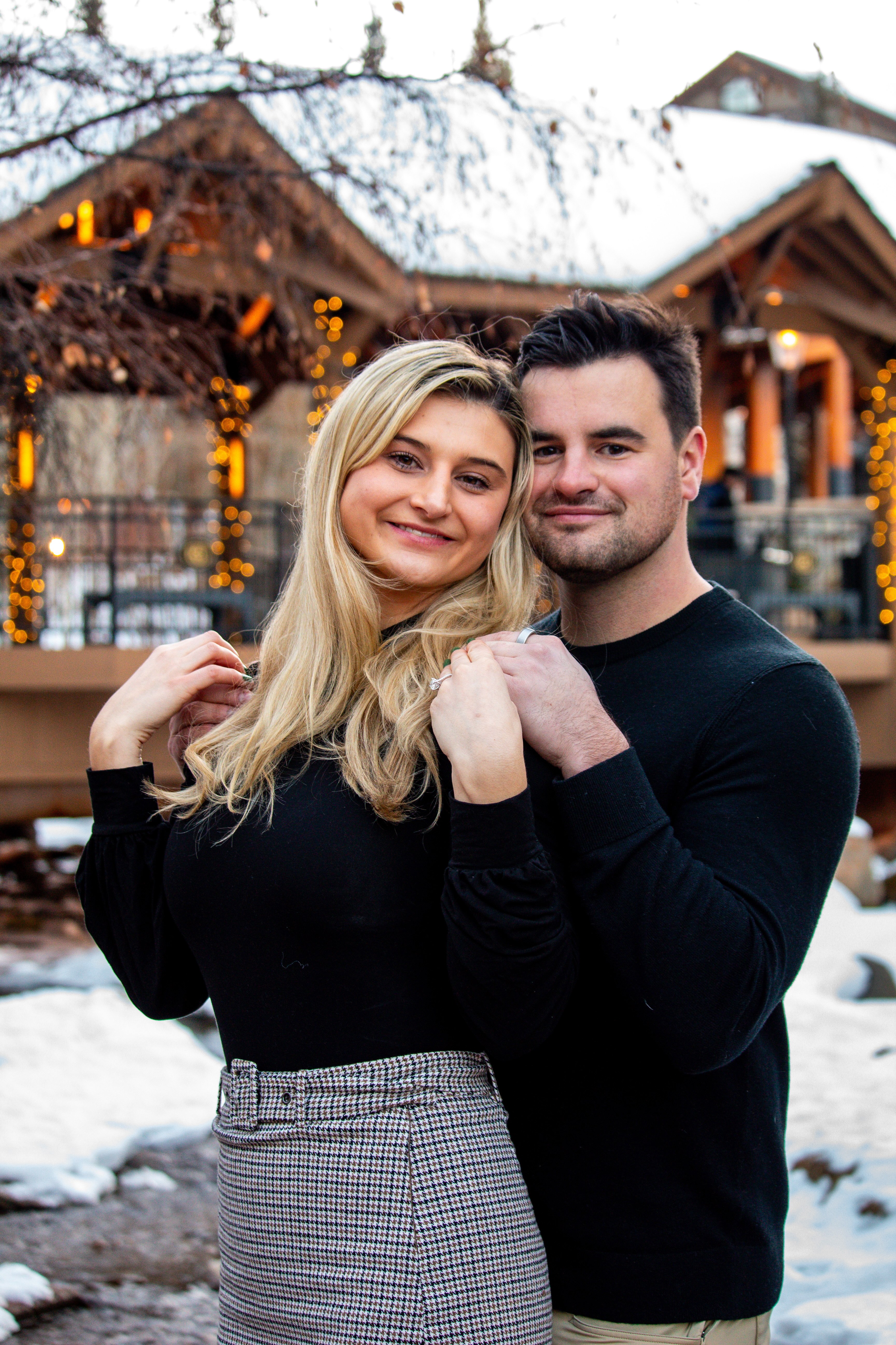 Engagement ring hands