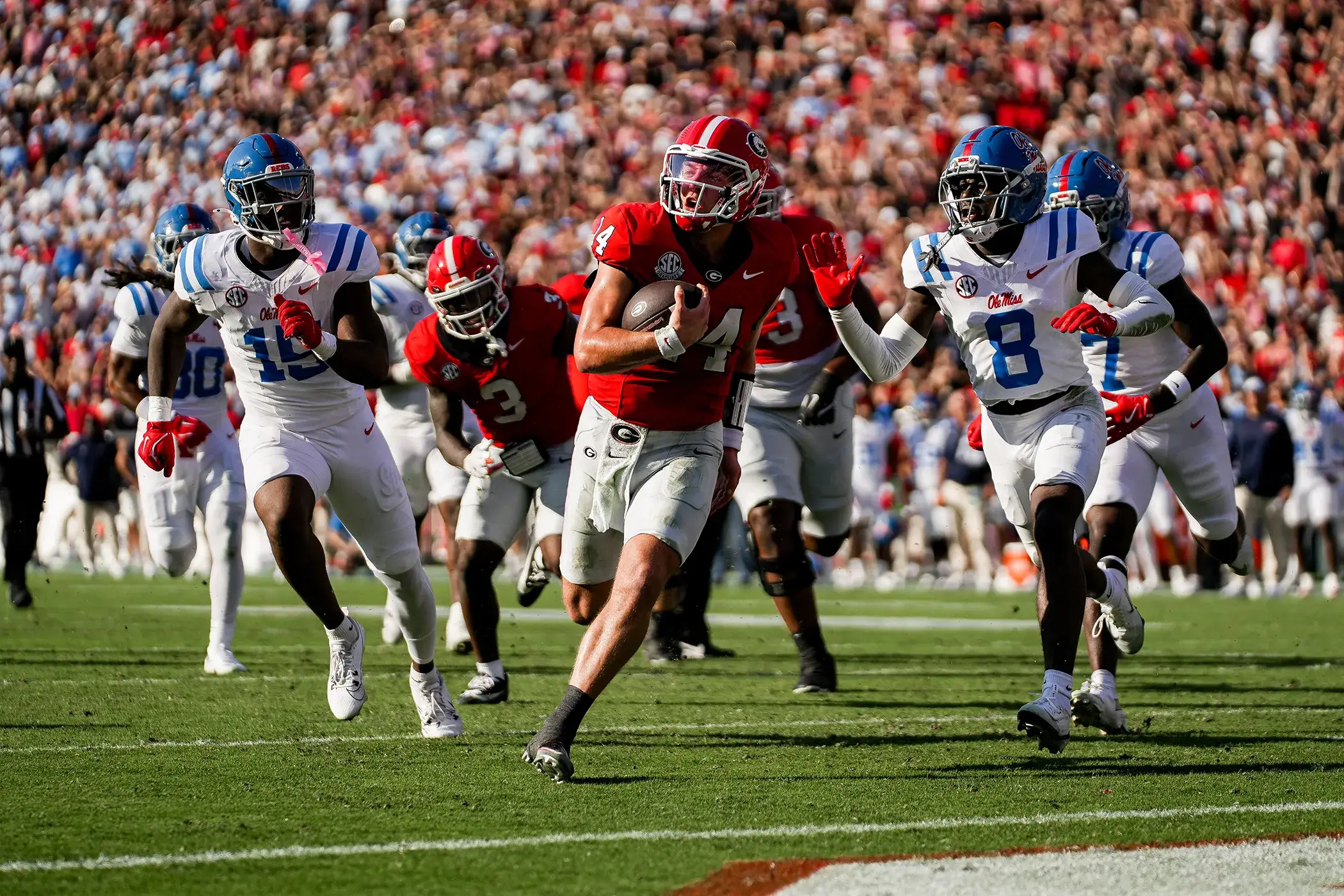 Georgia Bulldogs at Ole Miss watch party at Union Fare Athens