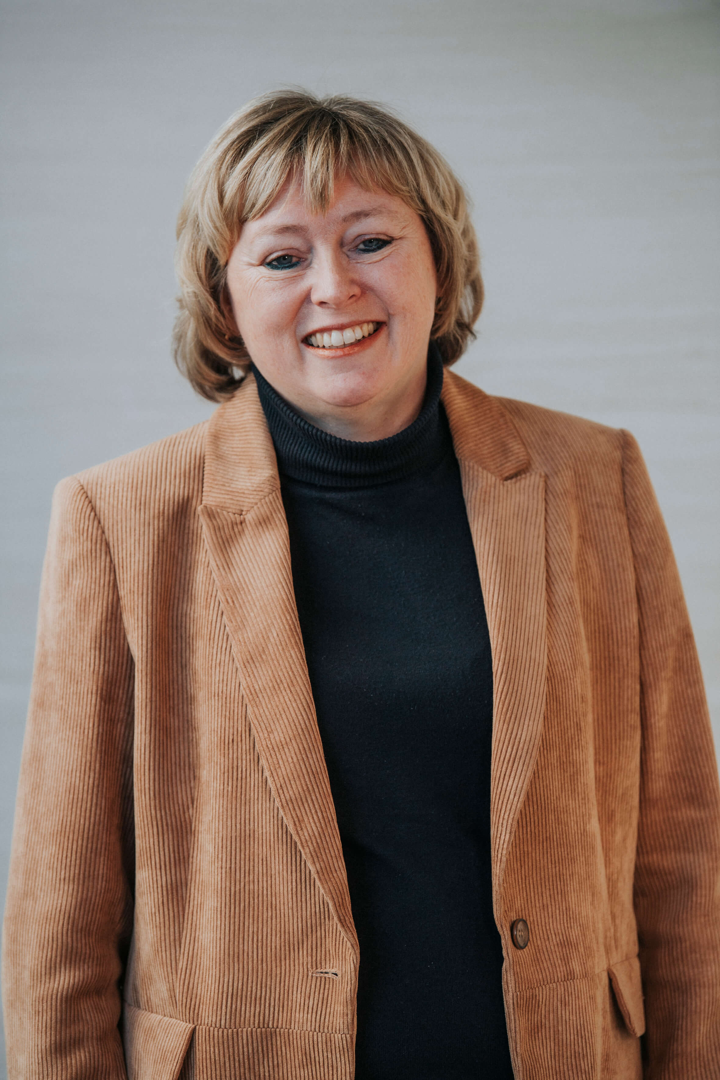 Caroline Dekker