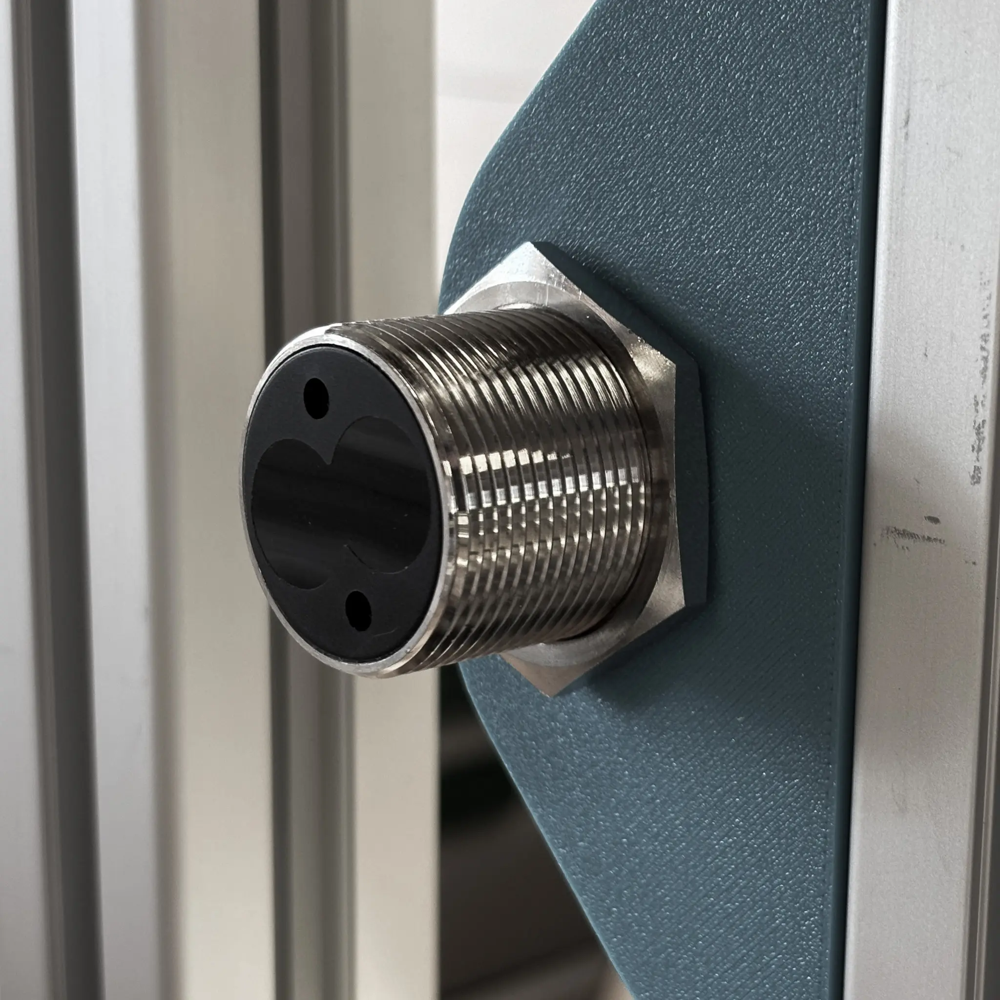 Imaging trigger hardware